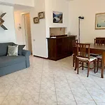 Apartman Mamma Ciccia - Front Apartment, And Swimming Pool